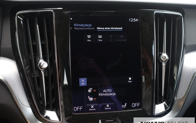 Volvo V60 cena 144900 przebieg: 52416, rok produkcji 2021 z Rymanów małe 596